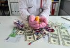 doctor prescribes opioids